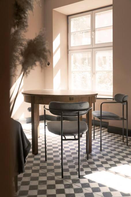 Elegant Apartment In The City Center Wroclaw Luaran gambar